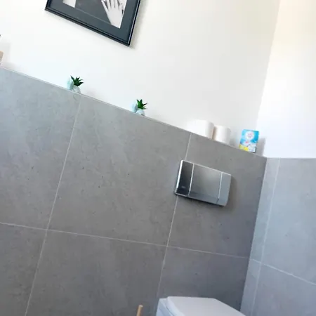 Stellas Monteurwohnungen Apartment Crimmitschau